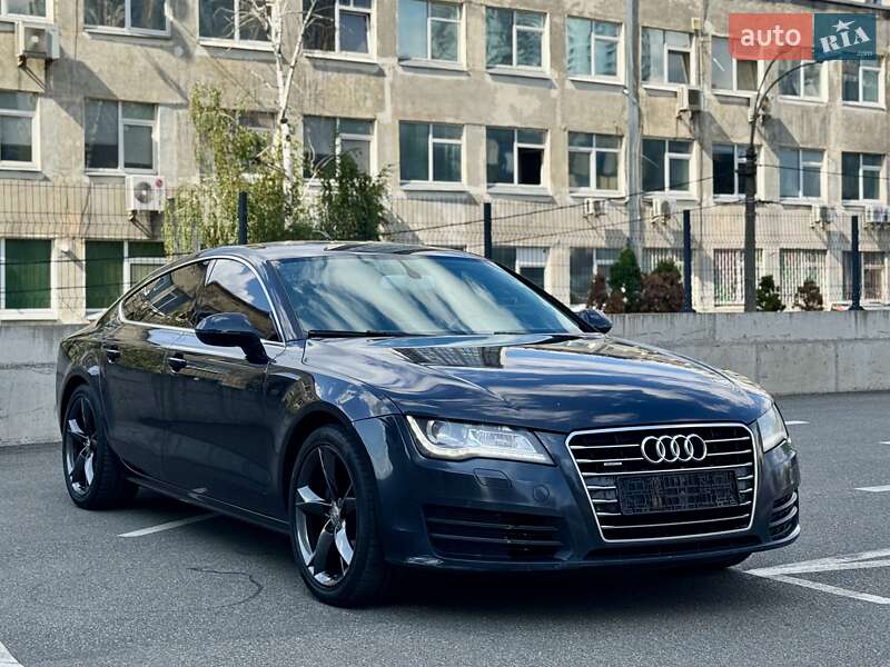 Лифтбек Audi A7 Sportback 2011 в 