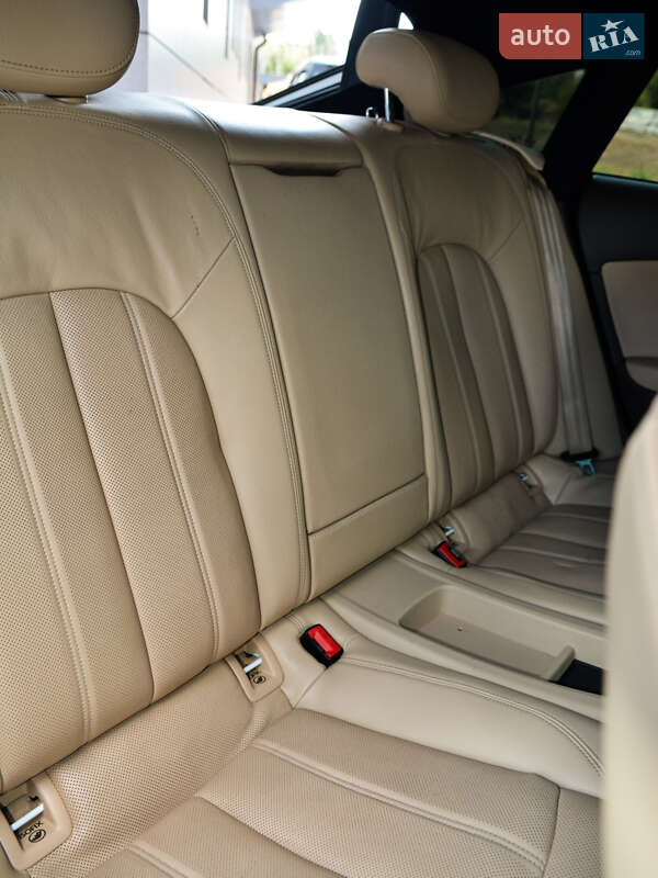 Лифтбек Audi A7 Sportback 2012 в Кривом Роге