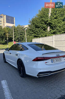 Лифтбек Audi A7 Sportback 2018 в 