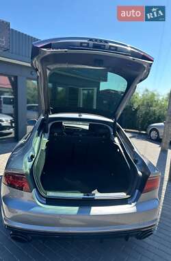 Лифтбек Audi A7 Sportback 2015 в 
