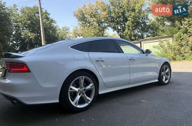 Лифтбек Audi A7 Sportback 2012 в 