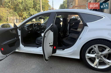 Лифтбек Audi A7 Sportback 2012 в 