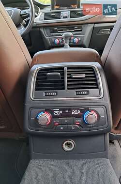 Лифтбек Audi A7 Sportback 2012 в 