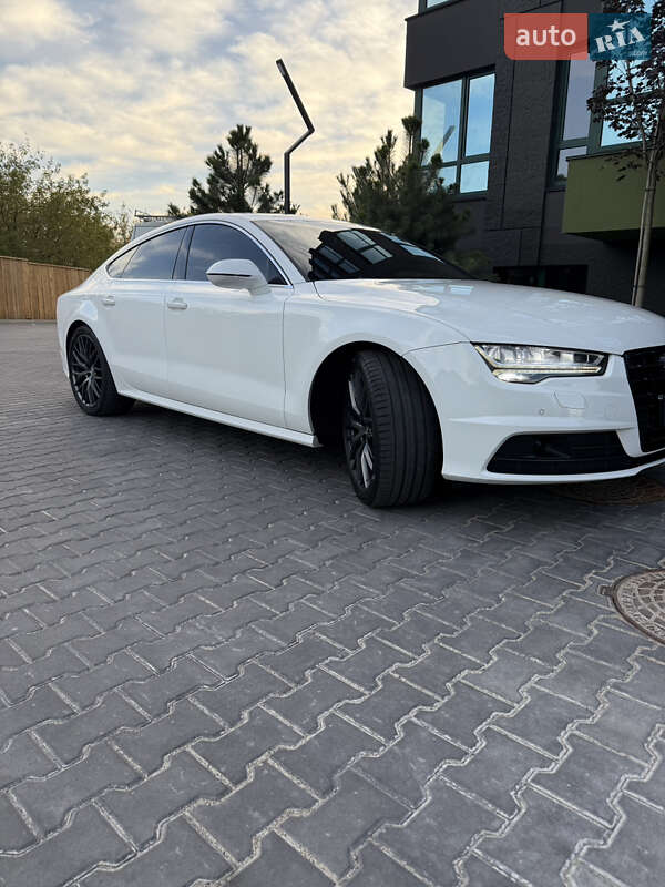 Лифтбек Audi A7 Sportback 2015 в Киеве