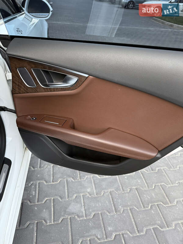 Лифтбек Audi A7 Sportback 2015 в Киеве