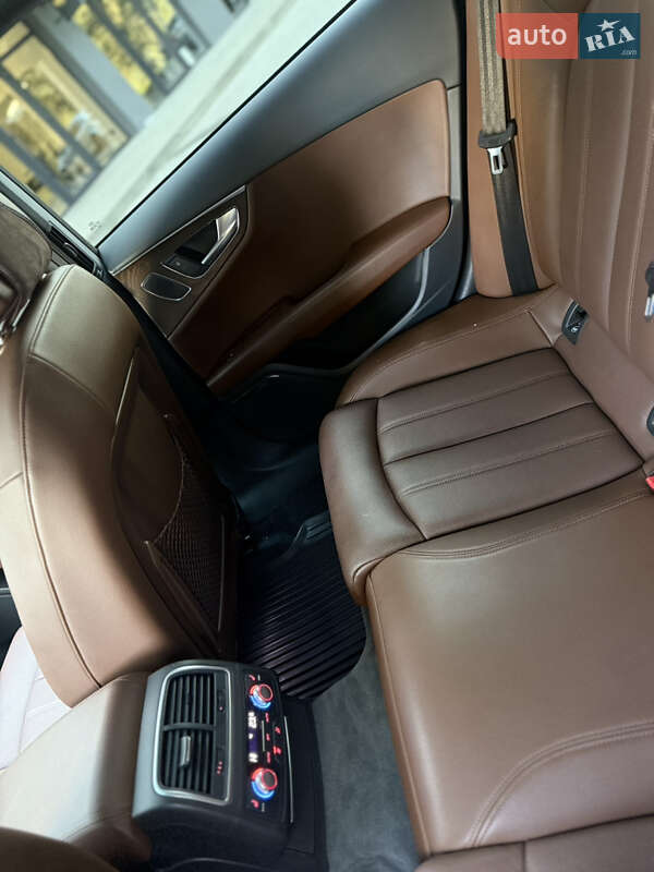 Ліфтбек Audi A7 Sportback 2015 в Новояворівську фото 28 Ліфтбек Audi A7 Sportback 2015 в Новояворівську