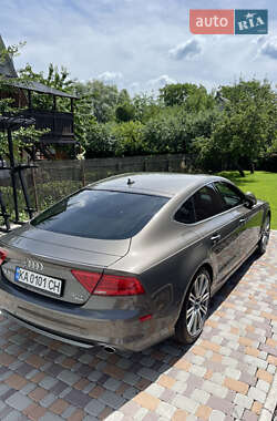 Лифтбек Audi A7 Sportback 2013 в 