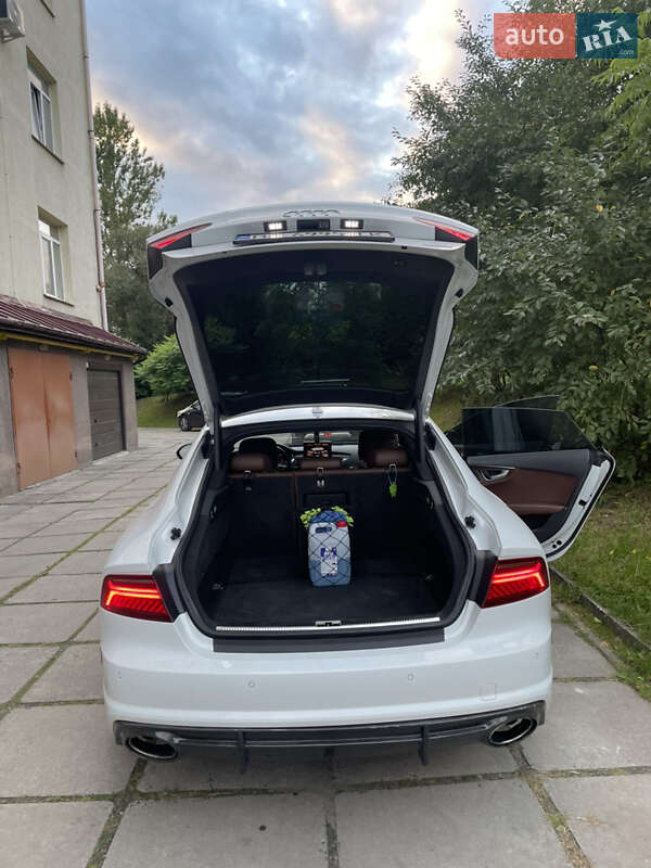 Лифтбек Audi A7 Sportback 2015 в Львове