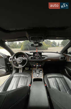 Лифтбек Audi A7 Sportback 2011 в 