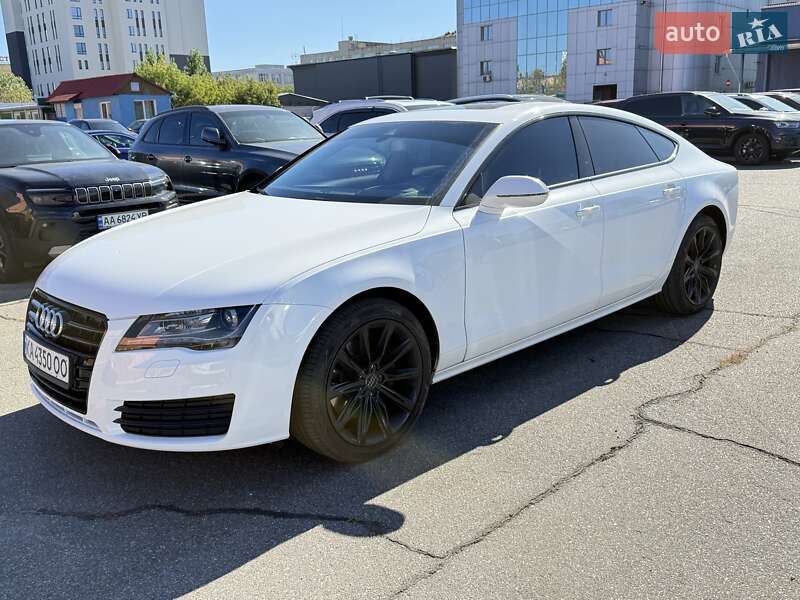 Лифтбек Audi A7 Sportback 2014 в 