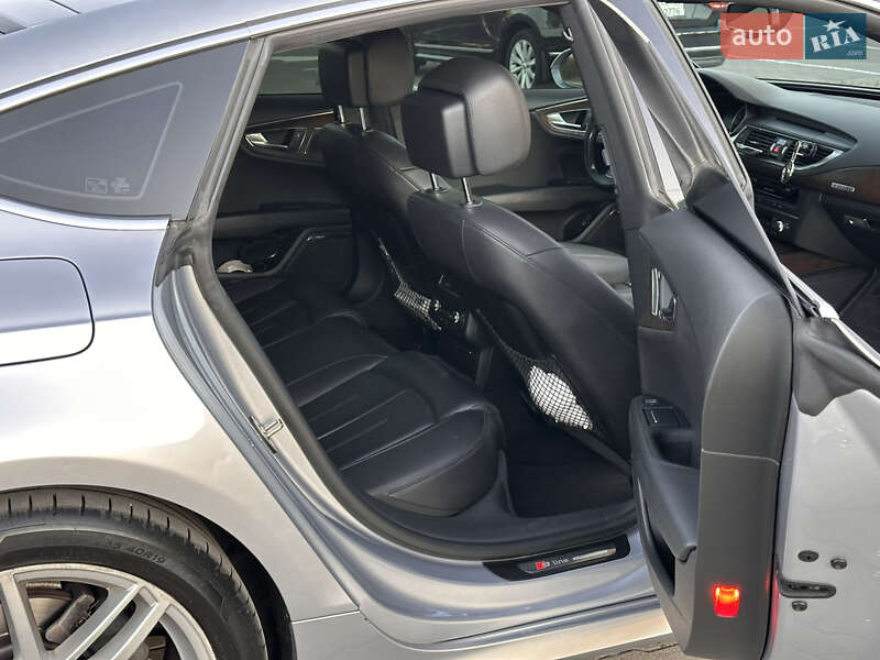 Лифтбек Audi A7 Sportback 2015 в Киеве