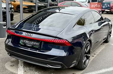 Лифтбек Audi A7 Sportback 2022 в 