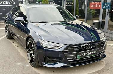 Лифтбек Audi A7 Sportback 2022 в 