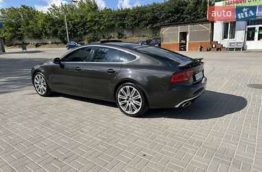 Лифтбек Audi A7 Sportback 2012 в 