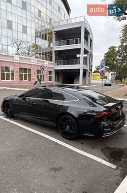 Лифтбек Audi A7 Sportback 2019 в 