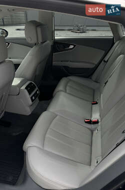 Лифтбек Audi A7 Sportback 2013 в 