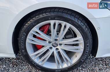 Лифтбек Audi A7 Sportback 2018 в 
