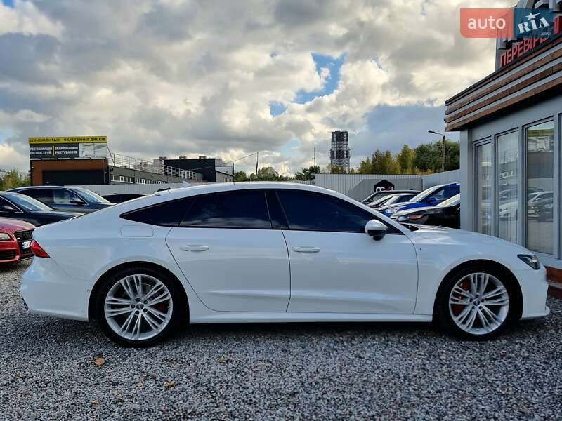 Лифтбек Audi A7 Sportback 2018 в Киеве