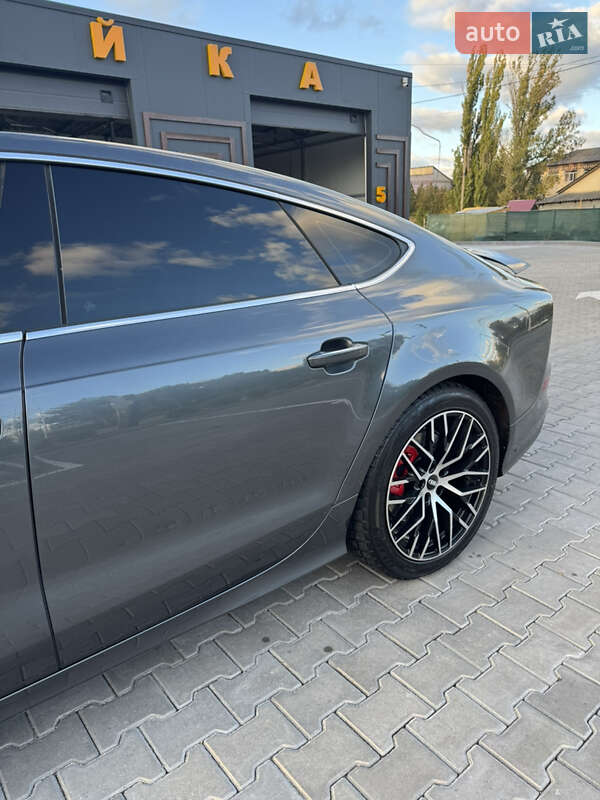 Лифтбек Audi A7 Sportback 2014 в Виннице