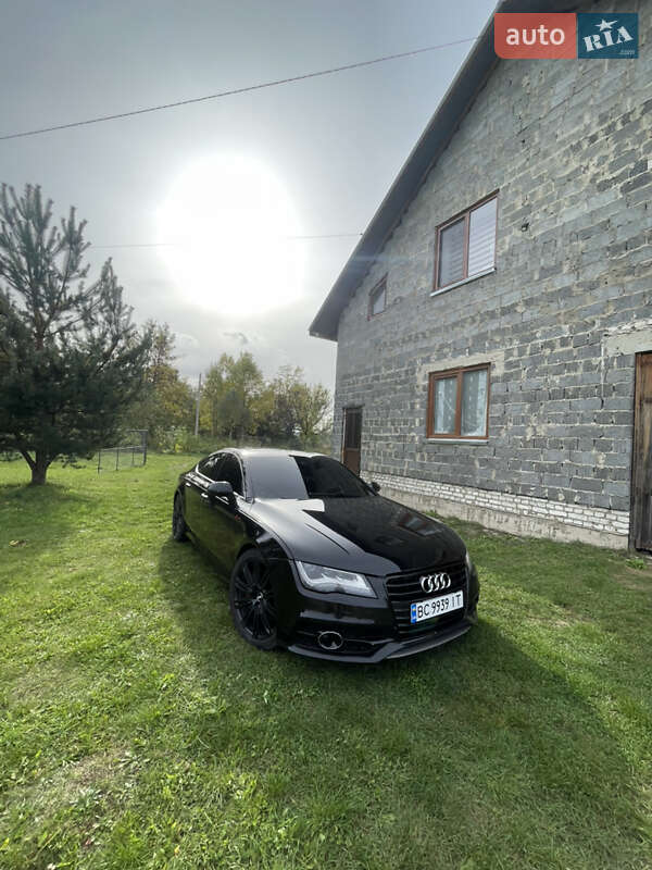 Лифтбек Audi A7 Sportback 2011 в 