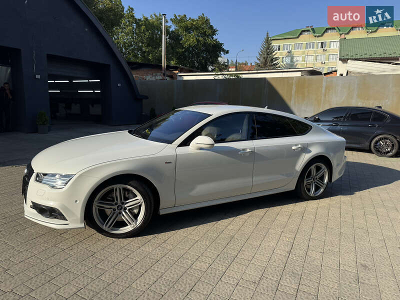 Ліфтбек Audi A7 Sportback 2015 в  фото Ліфтбек Audi A7 Sportback 2015 в