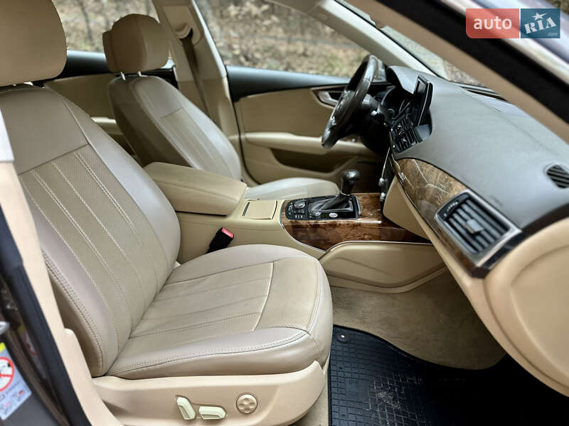 Ліфтбек Audi A7 Sportback 2012 в Києві фото 24 Ліфтбек Audi A7 Sportback 2012 в Києві