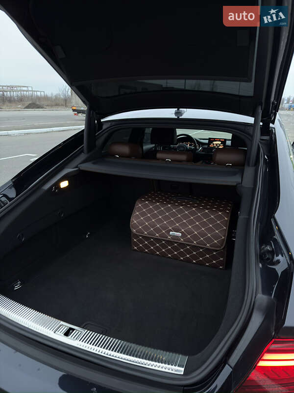 Лифтбек Audi A7 Sportback 2015 в Киеве