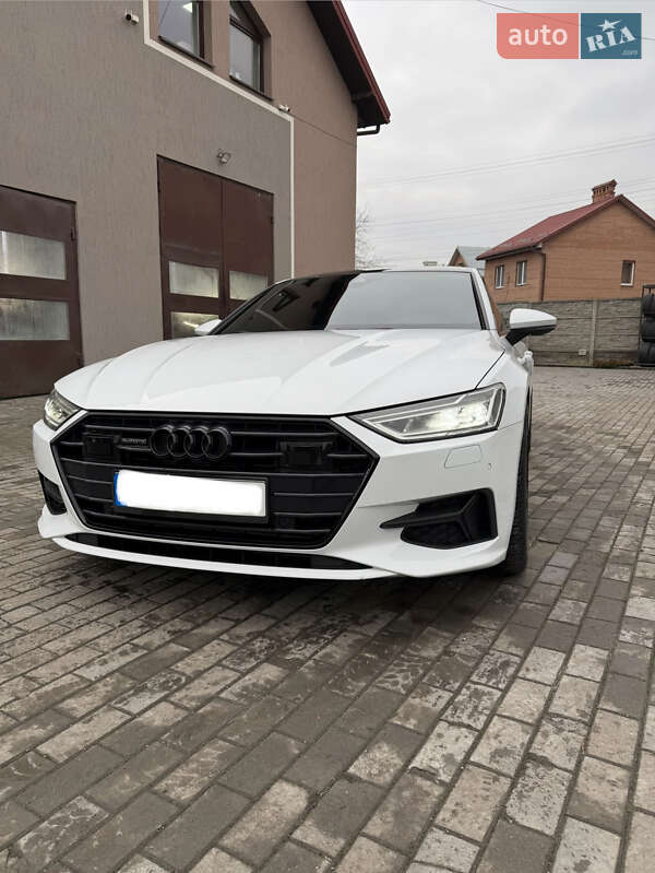 Лифтбек Audi A7 Sportback 2018 в Львове