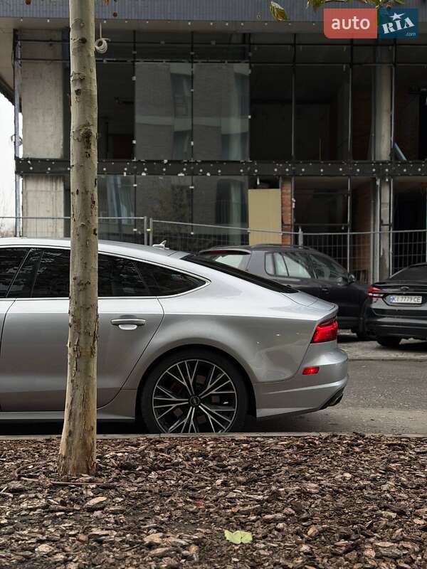 Лифтбек Audi A7 Sportback 2015 в Киеве