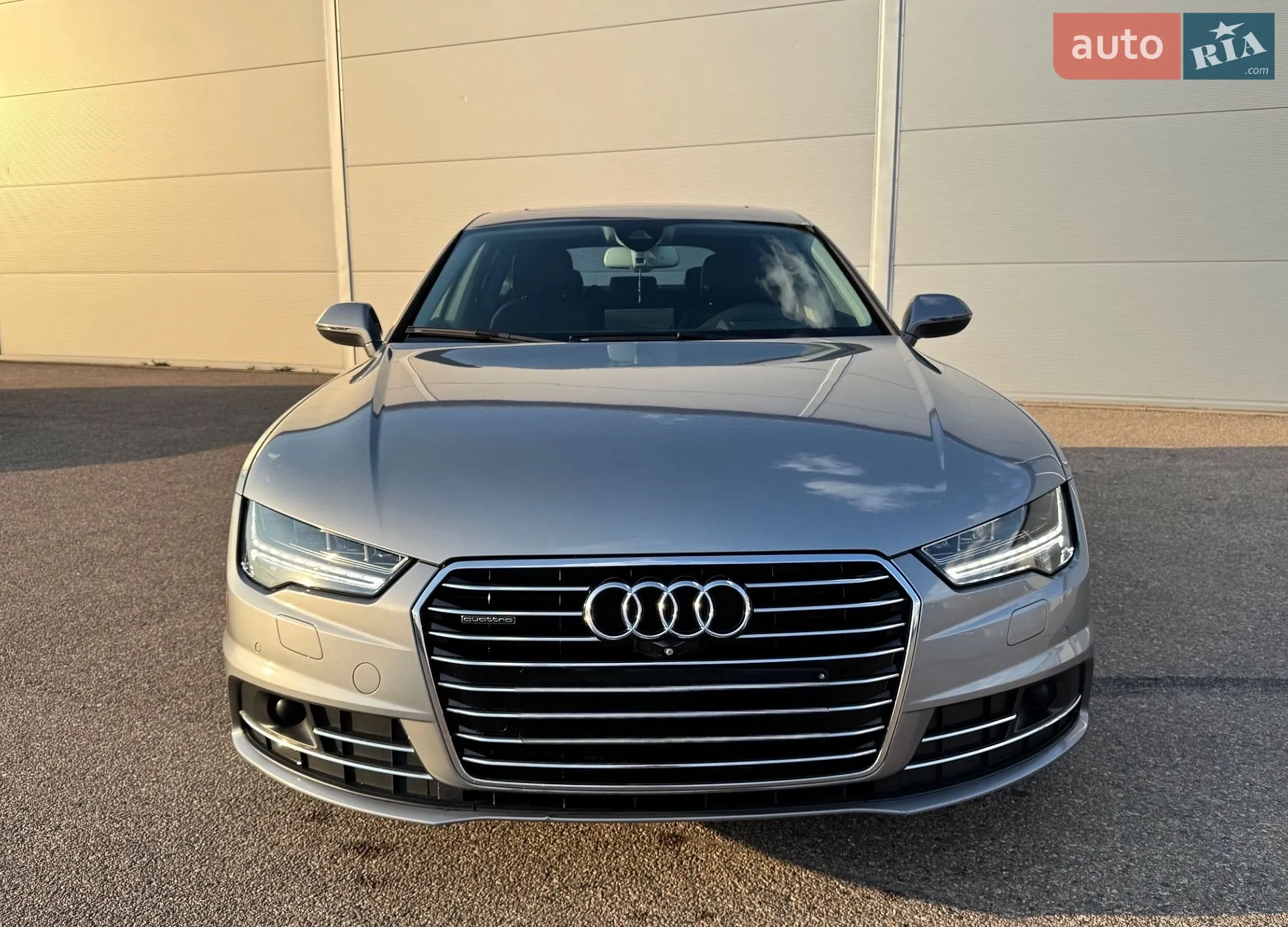 Audi A7 Sportback 2017 VIN WAUW2AFC9HN093351 фото оголошення 2 з 13