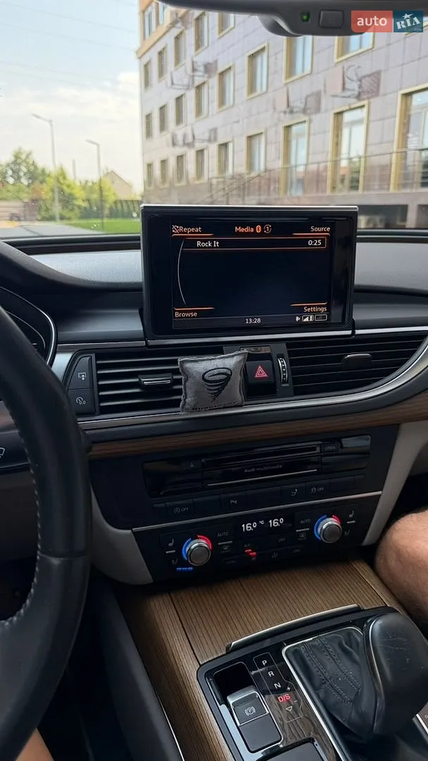 2015 Audi A7 - мініатюра 16