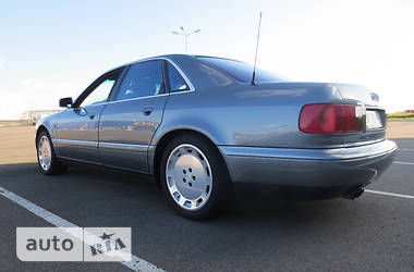 Седан Audi A8 1998 в 
