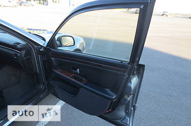 Седан Audi A8 1998 в 