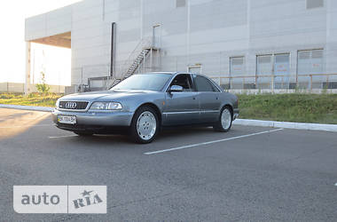 Седан Audi A8 1998 в 