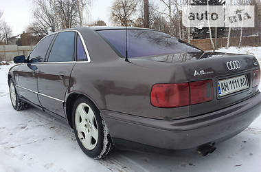 Седан Audi A8 1995 в Коростышеве