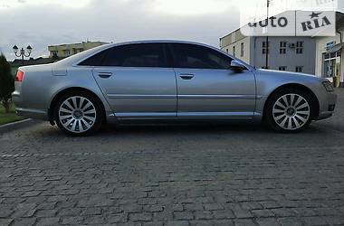 Седан Audi A8 2005 в Ужгороде