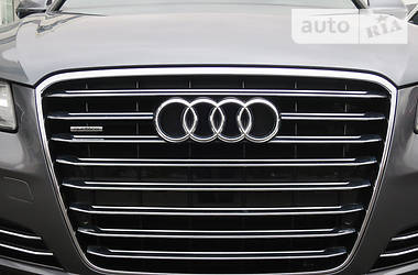 Седан Audi A8 2014 в Киеве