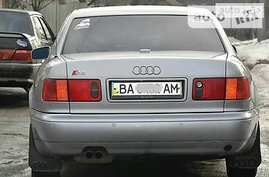Седан Audi A8 1998 в Кропивницком