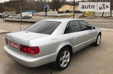 Седан Audi A8 2002 в Киеве