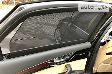 Седан Audi A8 2012 в Киеве