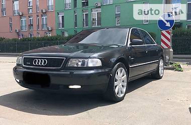 Седан Audi A8 1998 в Киеве