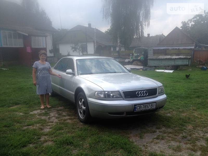 Седан Audi A8 1998 в Хмельницком