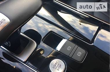 Седан Audi A8 2017 в Днепре