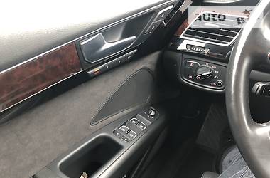 Audi A8 2012