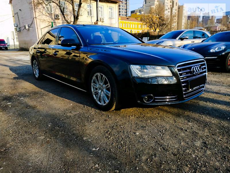 Седан Audi A8 2012 в Киеве