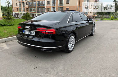 Седан Audi A8 2015 в Ровно