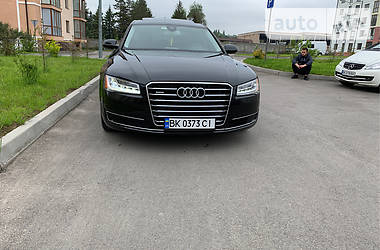 Седан Audi A8 2015 в Ровно