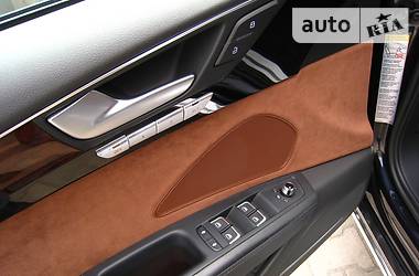 Седан Audi A8 2016 в 