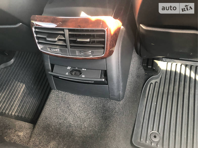 Седан Audi A8 2011 в Одесі