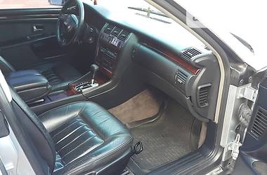 Седан Audi A8 1995 в Краматорске